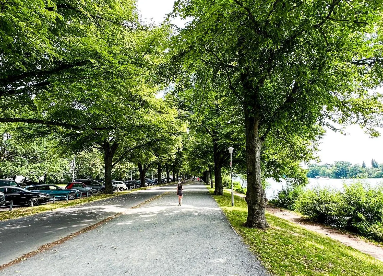 Apartment Fuer 4 Gaeste Mit Kostenlosen Parkplaetzen Und Lift Hannover